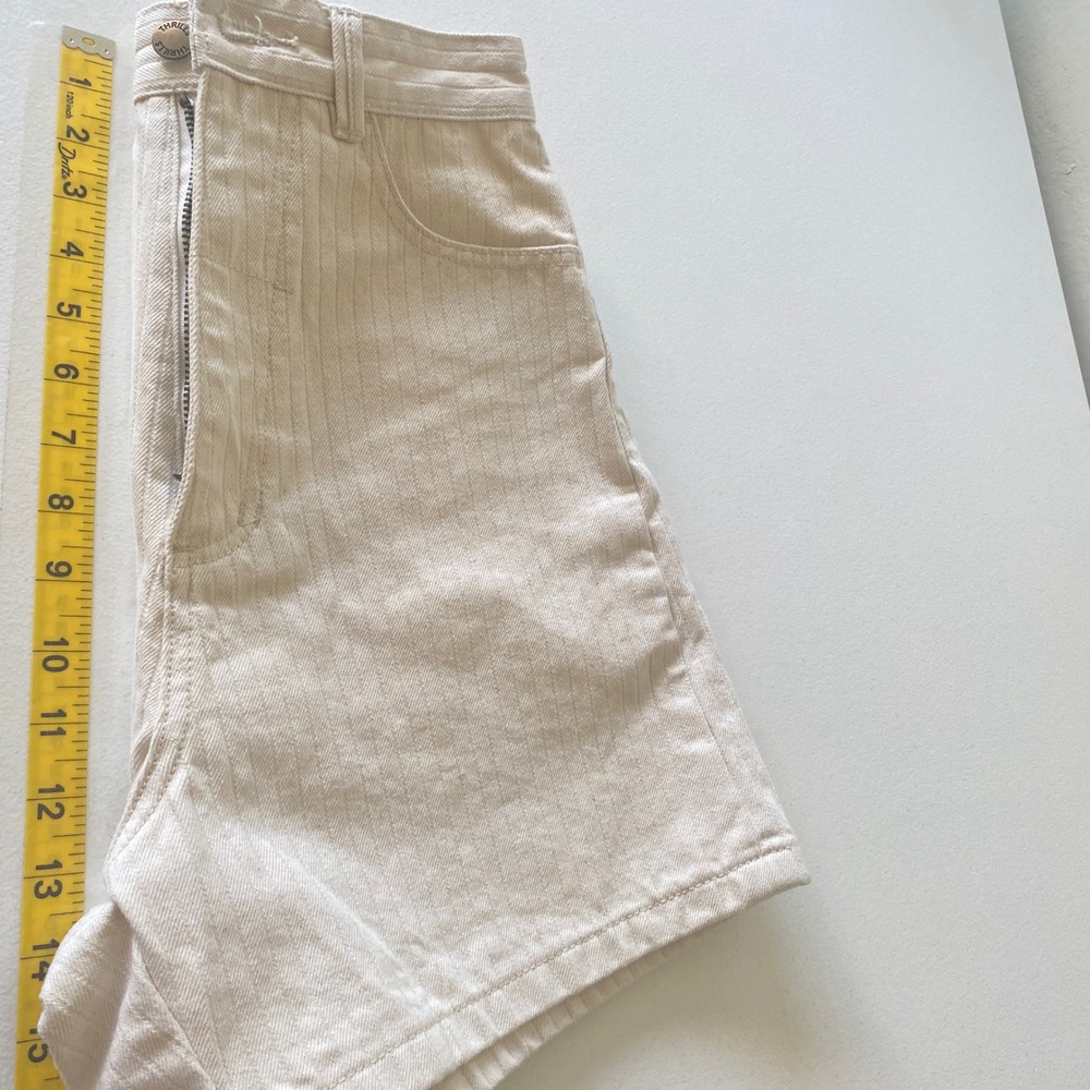 Thrills Koko Women Denim Shorts Size 4 Cream Organic Cotton High Waist Textured - Picture 8 of 10